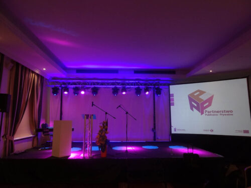 ekranramowyPARP Projektory i ekrany projekcyjne