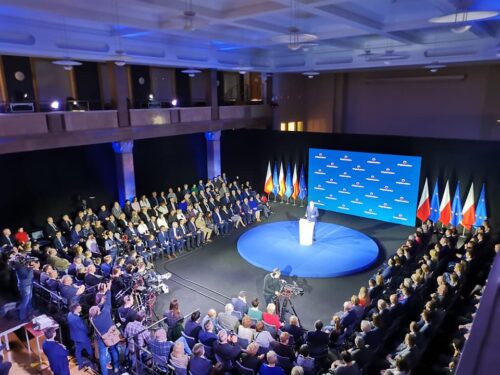 87889404_2949456701785113_6018340047554609152_n